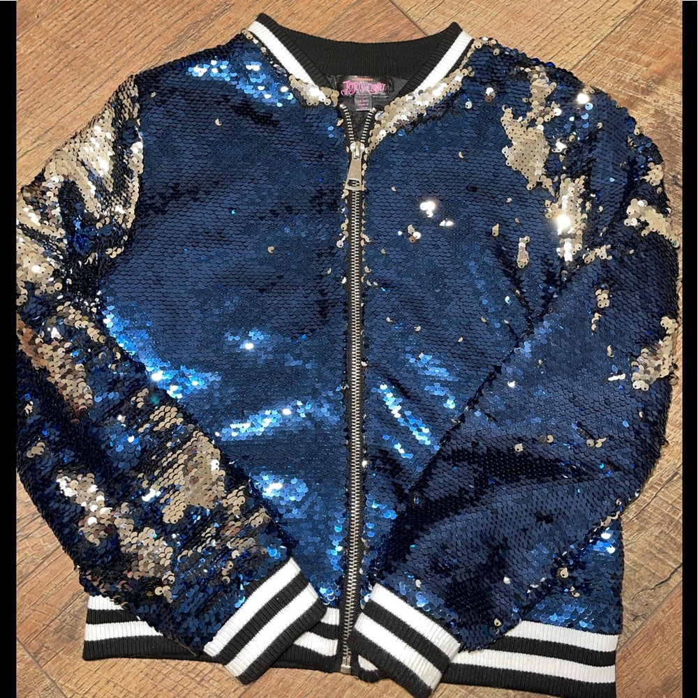 Sequence jacket